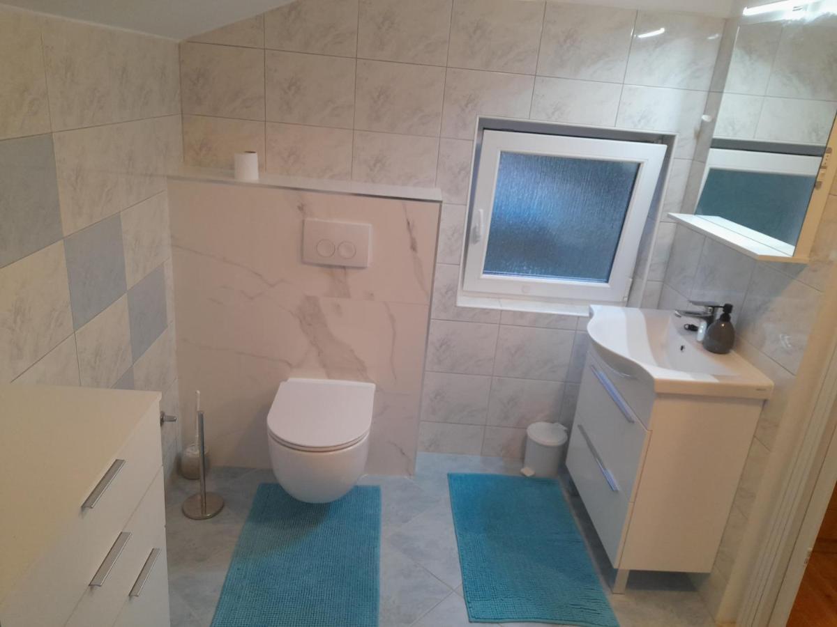 Apartments Lotus Sukošan Buitenkant foto