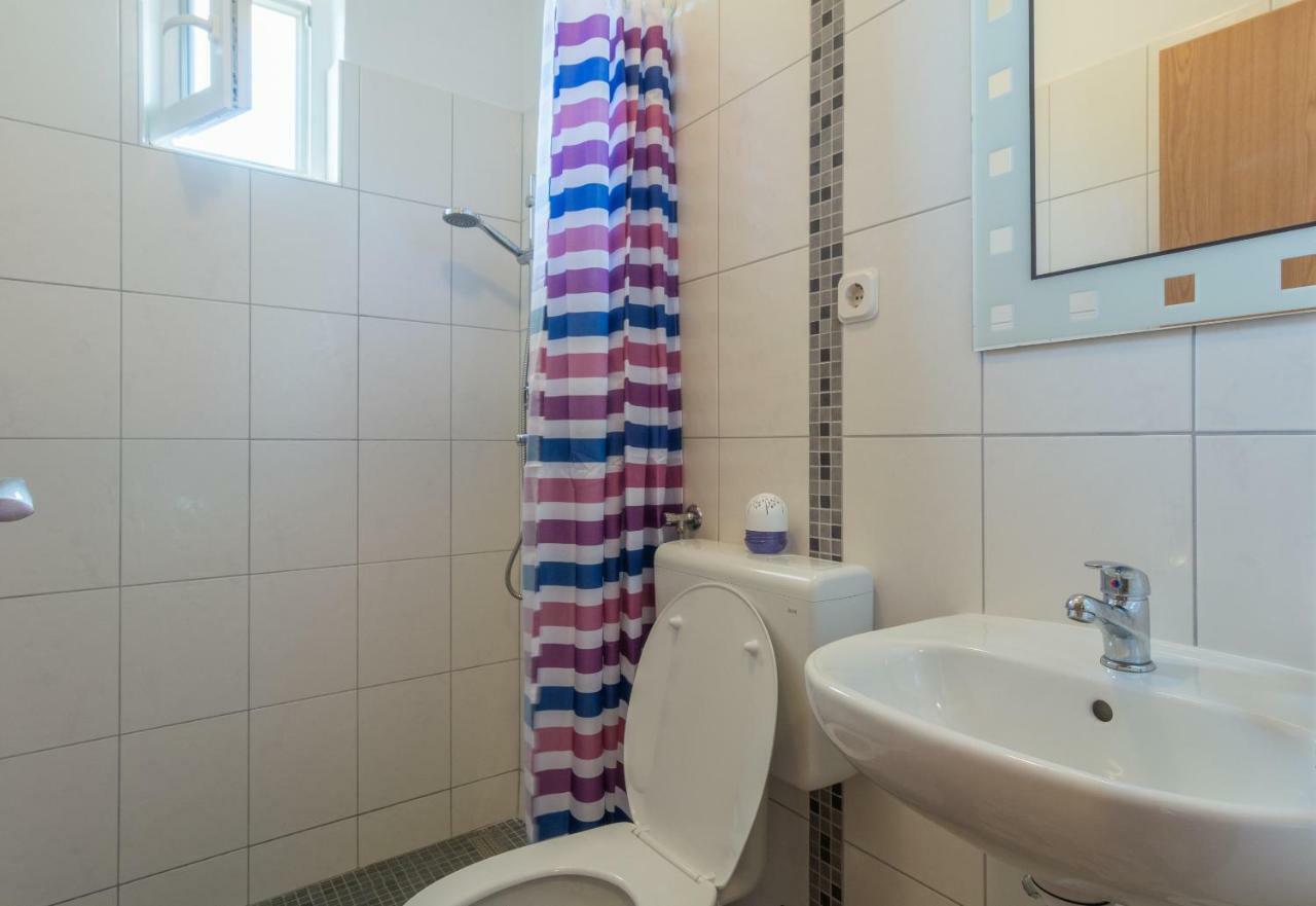 Apartments Lotus Sukošan Buitenkant foto